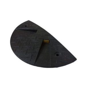 AM30 ZF Forgalom lassító küszöb (fekvőrendőr) záró elem 30 km/h 215x430x30 mm
