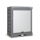 Depó műanyag polccal, kiskannákhoz, redőnyös, 1554 x 1083 x 1980 mm